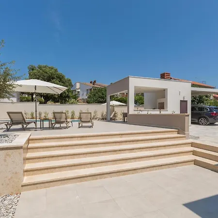 Awesome In With Kitchen Holiday home Barbariga